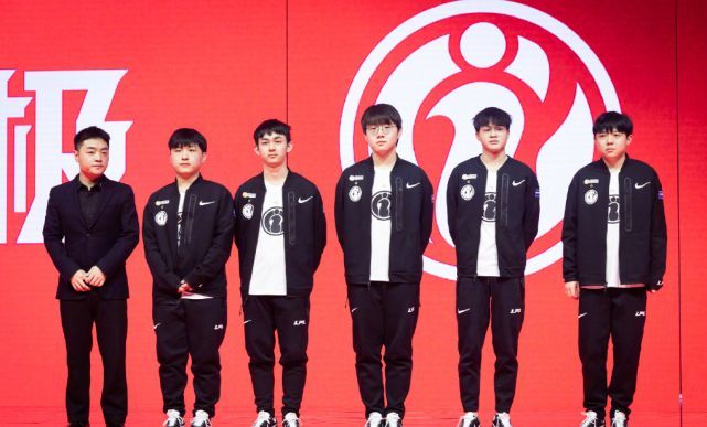 元的背后原 元的背后原